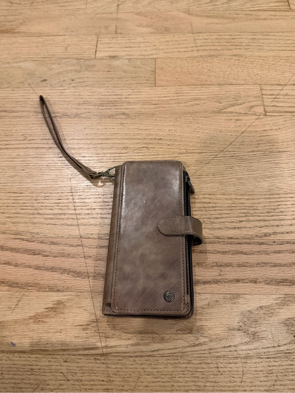 iPhone 15 pro max Brown Wristlet Phone Wallet with Snap Closure